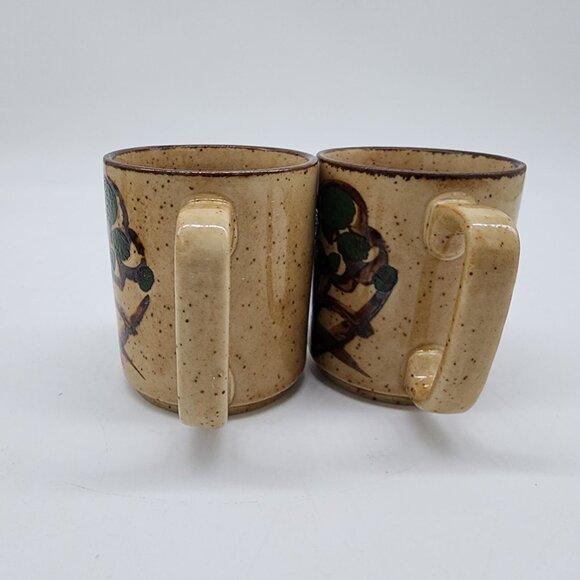 Vintage Handmade Speckled Ceramic Mugs With Floral Design & Japan Mark - Picture 4 of 6
